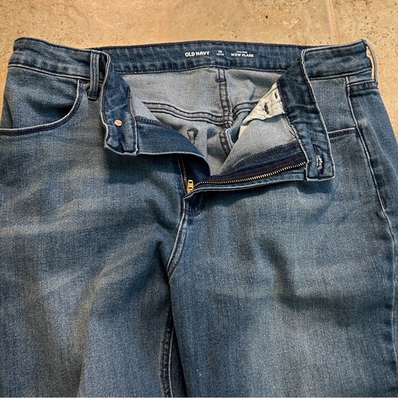 OLD NAVY BELL BOTTOM JEANS~ 16P~NWOT~W 36.5โ~L 30โ~Bell 22โ Around~High Waist - Picture 11 of 11